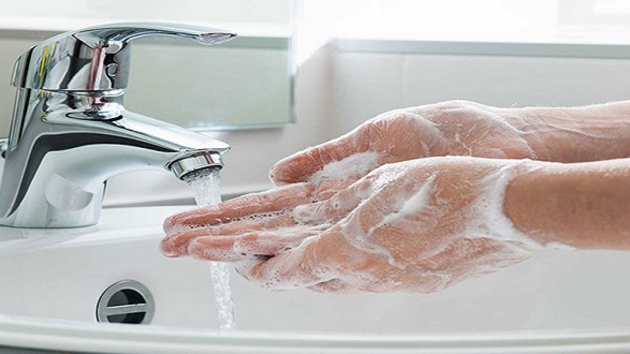 Nên rửa tay thường xuyên