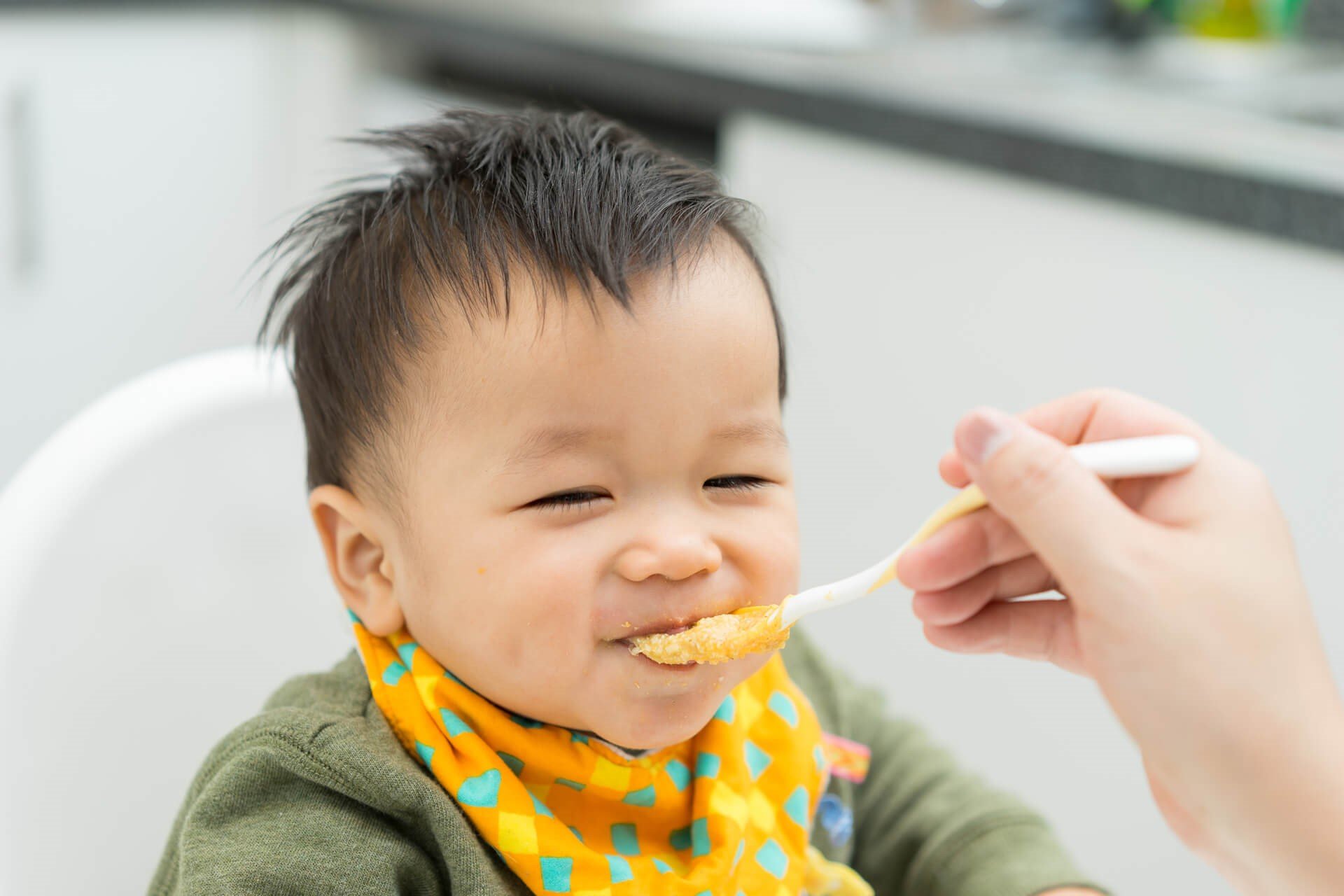 nên cho trẻ ăn dặm bằng cháo thịt bò