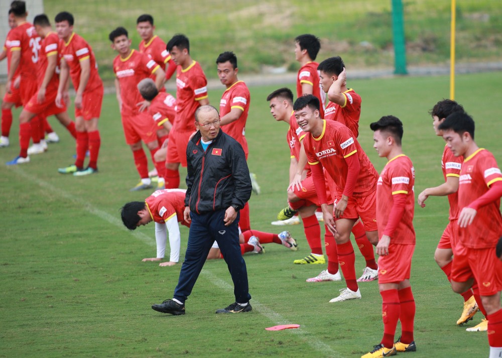 HLV Park Hang Seo quyết tâm cùng học trò thắng tuyển Trung Quốc